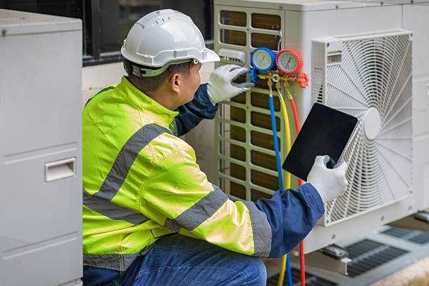 Professional Ac Installation technician working in Kemblesville, PA